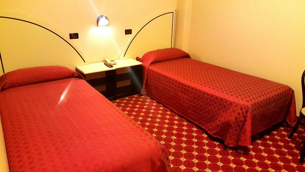 Quartu SantʼElena Hinterland Hotel חדר תמונה