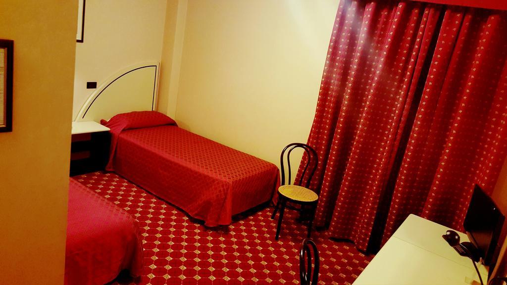 Quartu SantʼElena Hinterland Hotel חדר תמונה