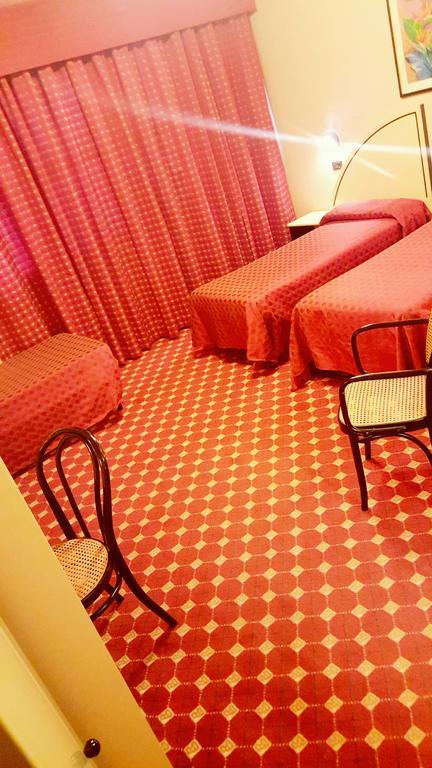 Quartu SantʼElena Hinterland Hotel חדר תמונה