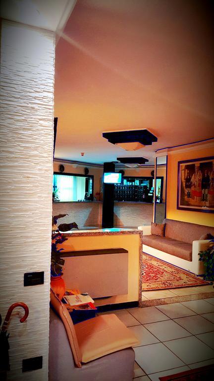 Quartu SantʼElena Hinterland Hotel מראה חיצוני תמונה