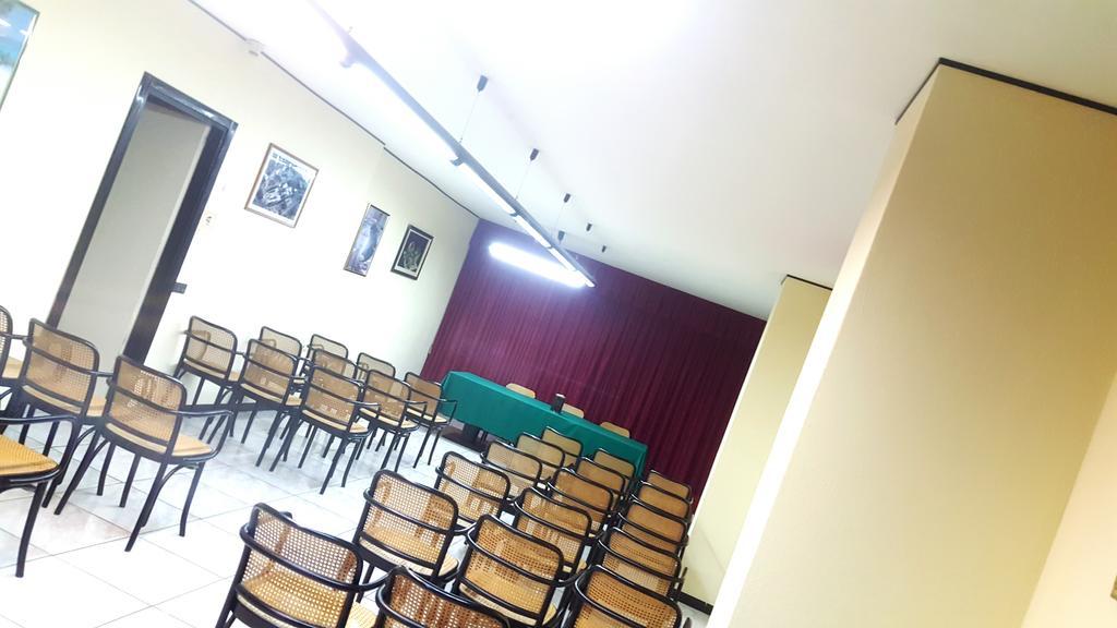 Quartu SantʼElena Hinterland Hotel מראה חיצוני תמונה